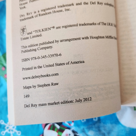 The Hobbit & The Lord of the Rings Book Set and Bluray DVD Movie Bundle 2012 J.R - Picture 13 of 16